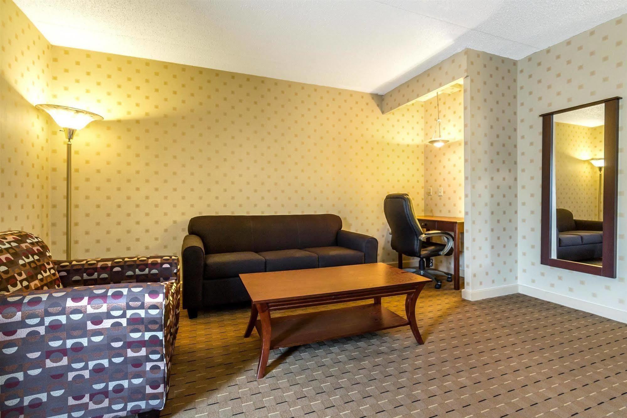 Motel 6-Trenton, On Exteriér fotografie